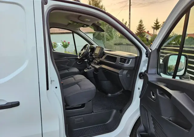 RENAULT *TRAFIC*L1H1*NOWY*MODEL*BOGATO*WYPOSAŻONY* 