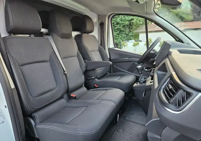 RENAULT *TRAFIC*L1H1*NOWY*MODEL*BOGATO*WYPOSAŻONY* 