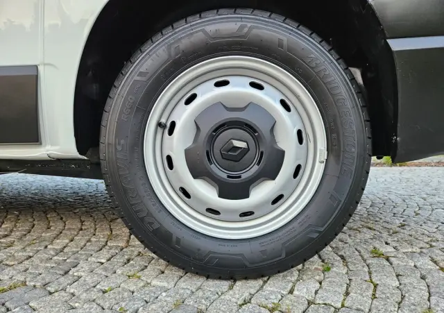 RENAULT *TRAFIC*L1H1*NOWY*MODEL*BOGATO*WYPOSAŻONY* 