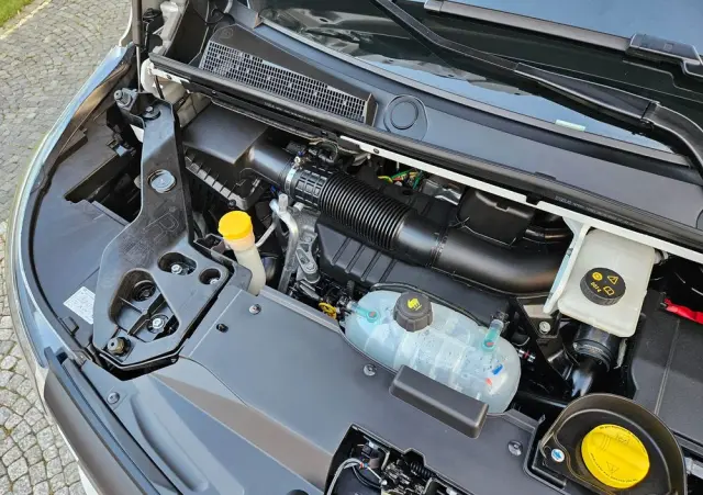 RENAULT *TRAFIC*L1H1*NOWY*MODEL*BOGATO*WYPOSAŻONY* 