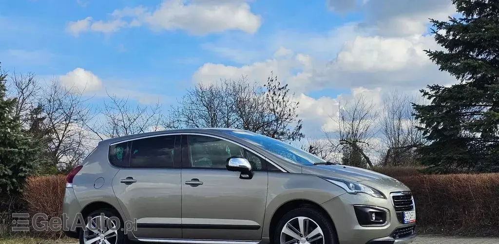 PEUGEOT 3008 