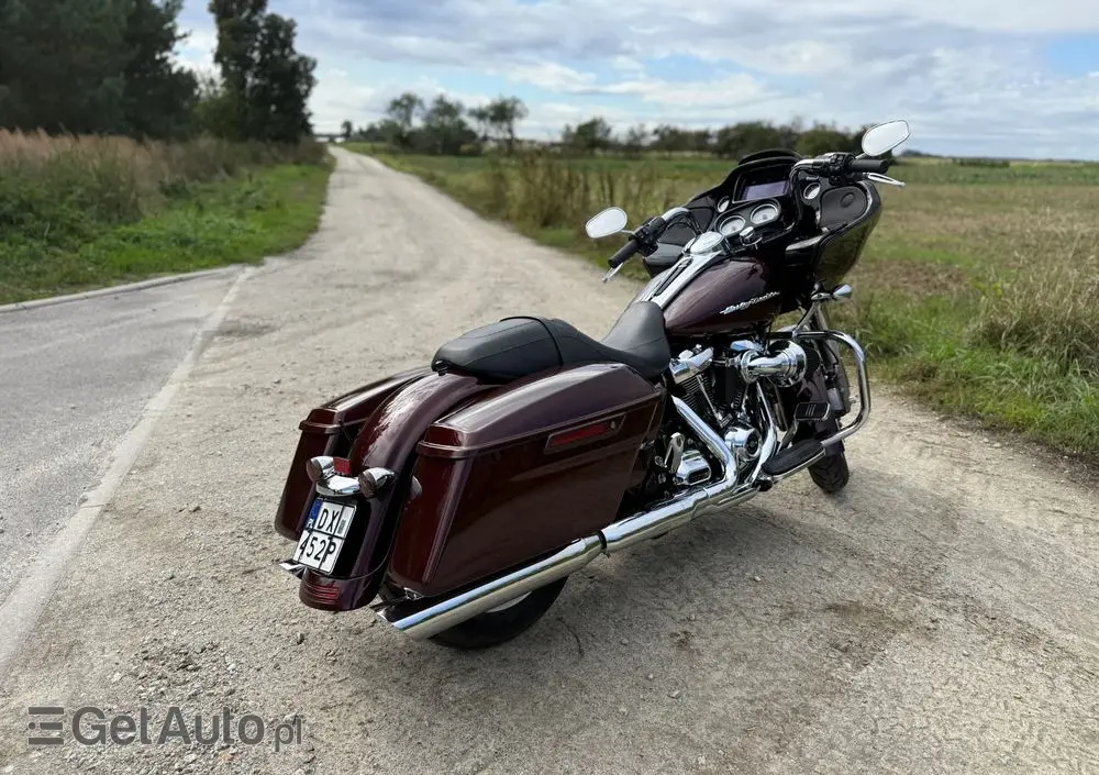 HARLEY-DAVIDSON Touring Road Glide 