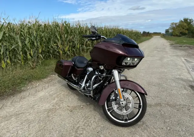 HARLEY-DAVIDSON Touring Road Glide 