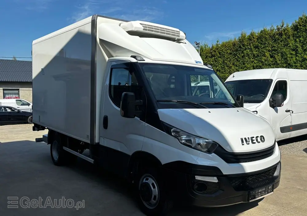 IVECO Daily 35C15 Chłodnia Mroźnia z windą 750 kg 3.0 HPI 