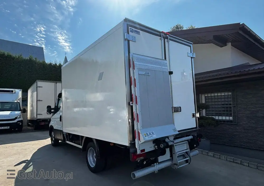 IVECO Daily 35C15 Chłodnia Mroźnia z windą 750 kg 3.0 HPI 