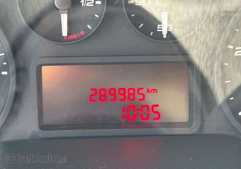 IVECO Daily 35C15 Chłodnia Mroźnia z windą 750 kg 3.0 HPI 