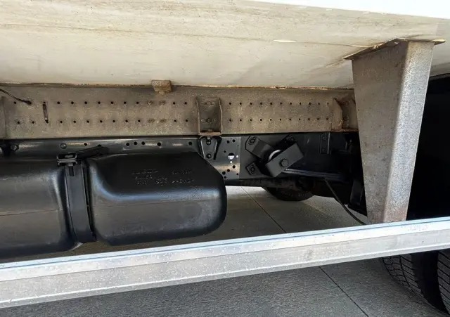 IVECO Daily 35C15 Chłodnia Mroźnia z windą 750 kg 3.0 HPI 