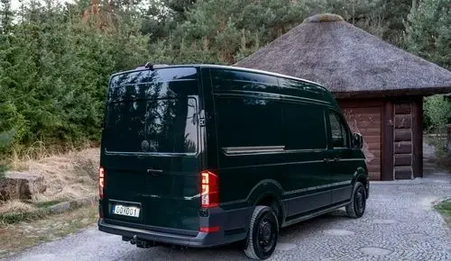 VOLKSWAGEN Crafter 
