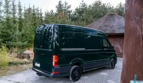VOLKSWAGEN Crafter 