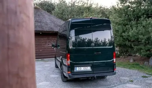 VOLKSWAGEN Crafter 
