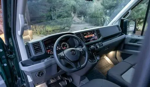 VOLKSWAGEN Crafter 