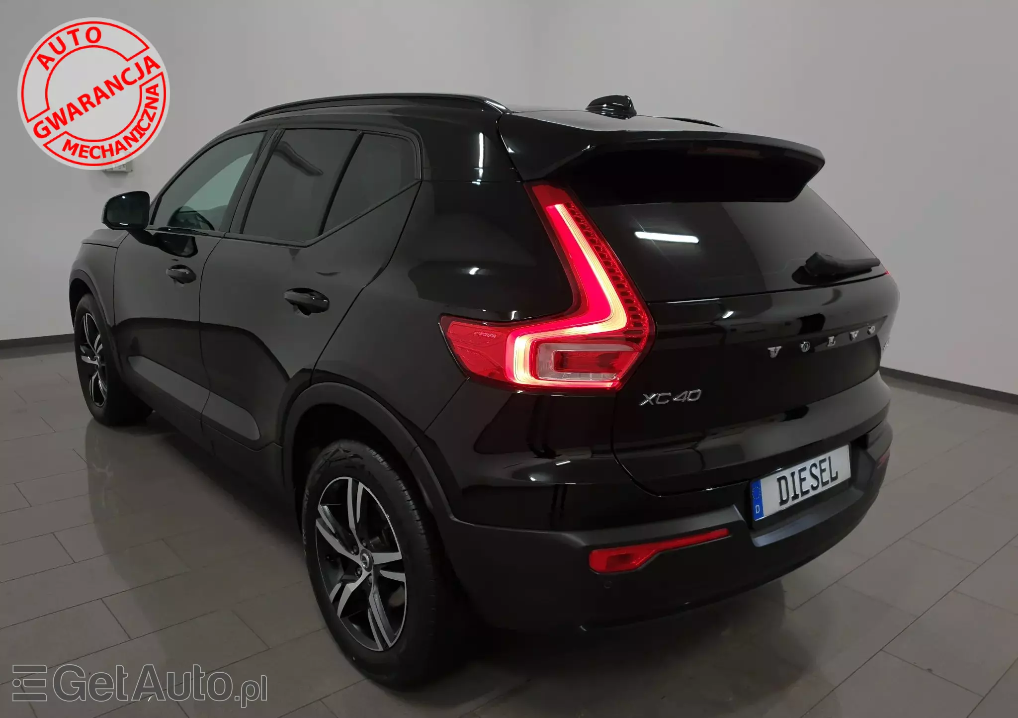 VOLVO XC 40 D4 AWD Geartronic R-Design