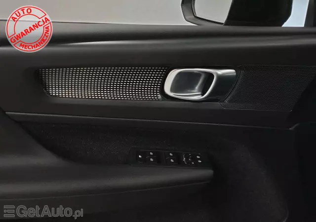 VOLVO XC 40 D4 AWD Geartronic R-Design