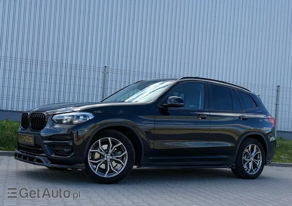 BMW X3 XDrive20i Advantage