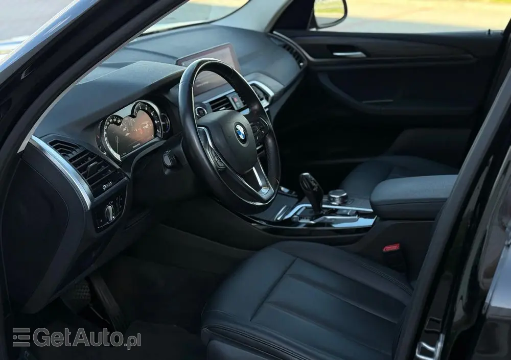 BMW X3 XDrive20i Advantage