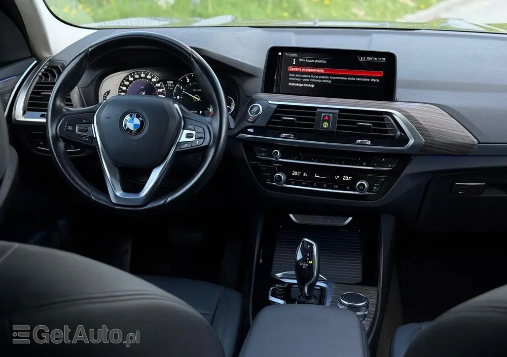 BMW X3 XDrive20i Advantage