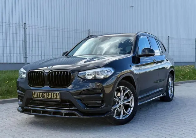 BMW X3 XDrive20i Advantage