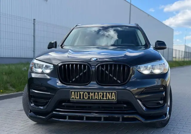 BMW X3 XDrive20i Advantage