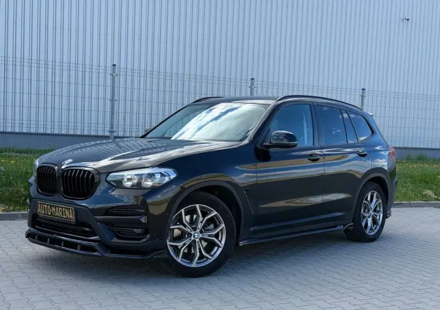 BMW X3 XDrive20i Advantage