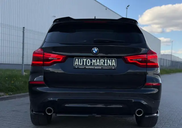BMW X3 XDrive20i Advantage