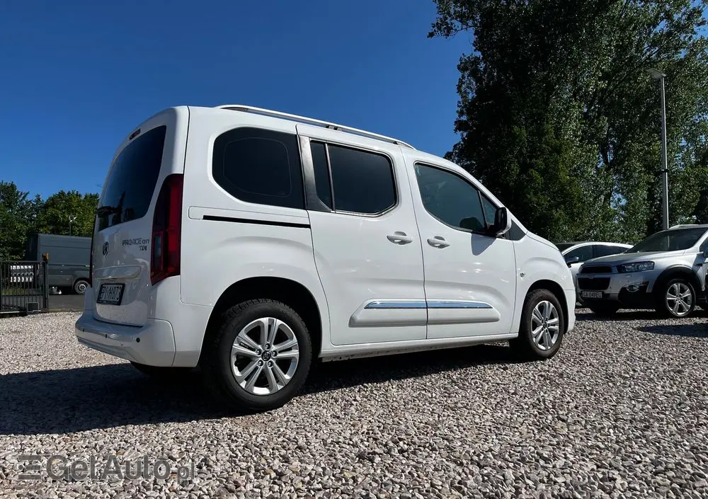 TOYOTA Proace City Verso 1.5 D-4D Business