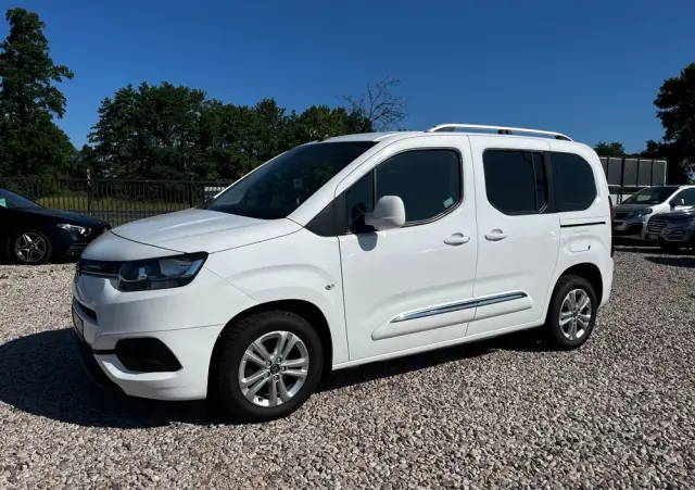 TOYOTA Proace City Verso 1.5 D-4D Business