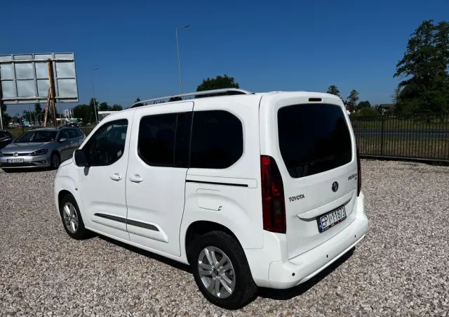 TOYOTA Proace City Verso 1.5 D-4D Business