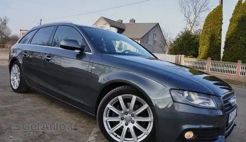 AUDI A4 