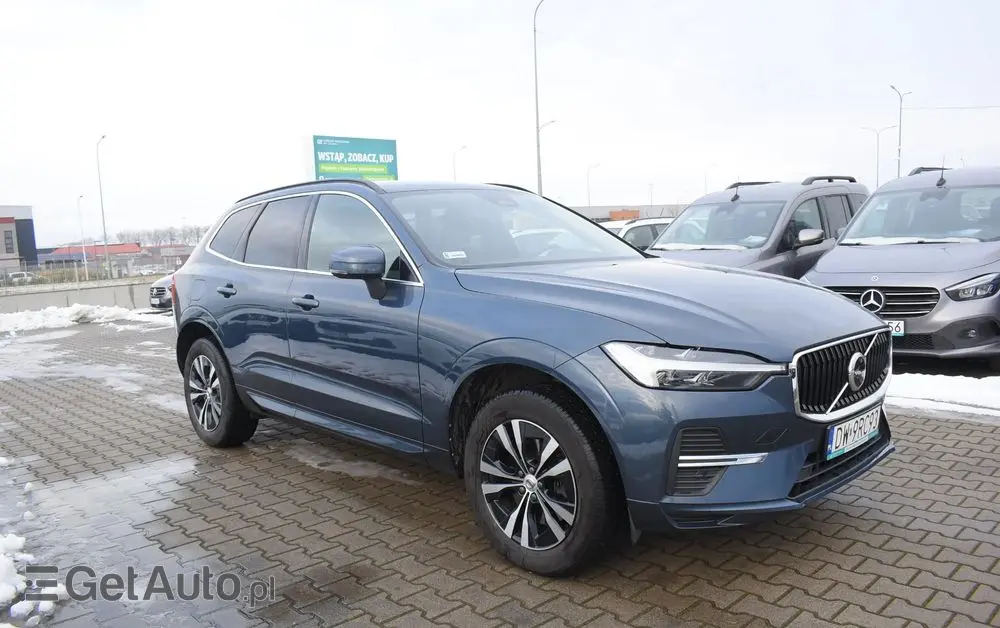 VOLVO XC 60 D4 SCR AWD Momentum