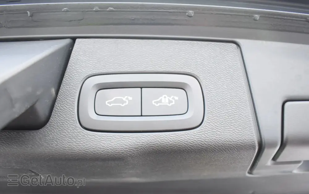 VOLVO XC 60 D4 SCR AWD Momentum