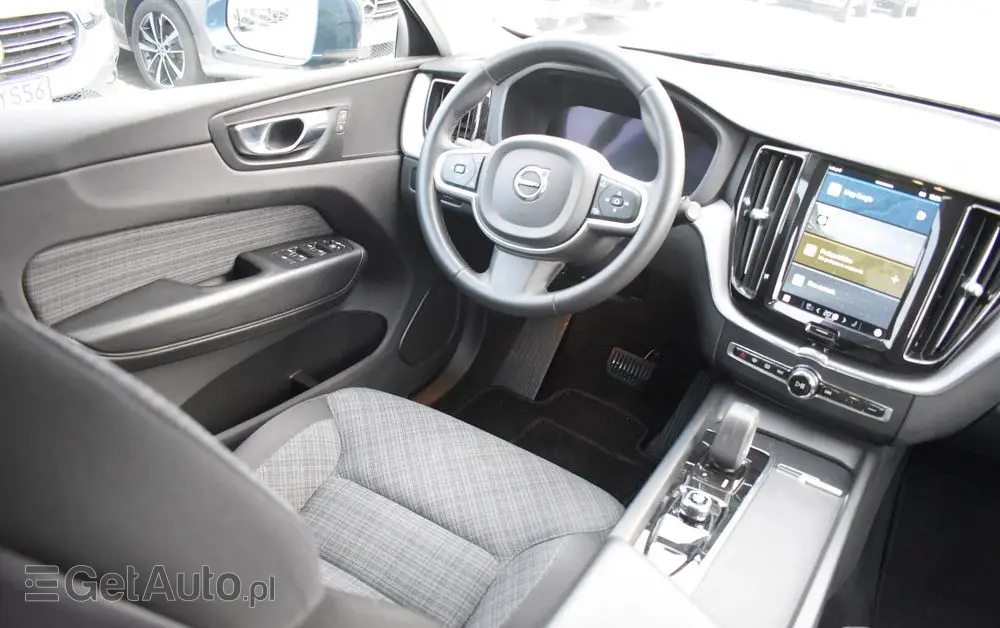 VOLVO XC 60 D4 SCR AWD Momentum