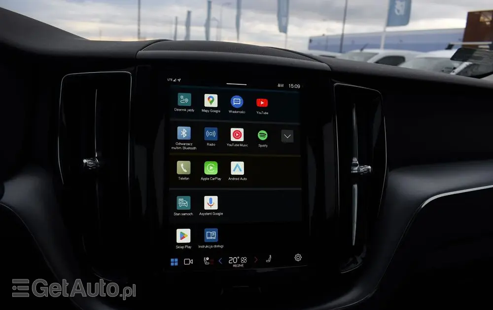 VOLVO XC 60 D4 SCR AWD Momentum