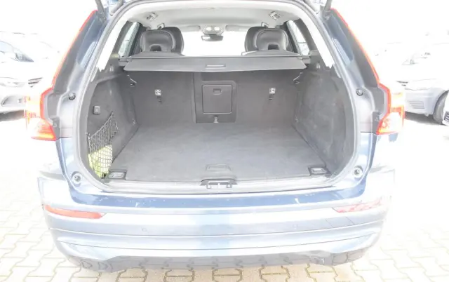 VOLVO XC 60 D4 SCR AWD Momentum