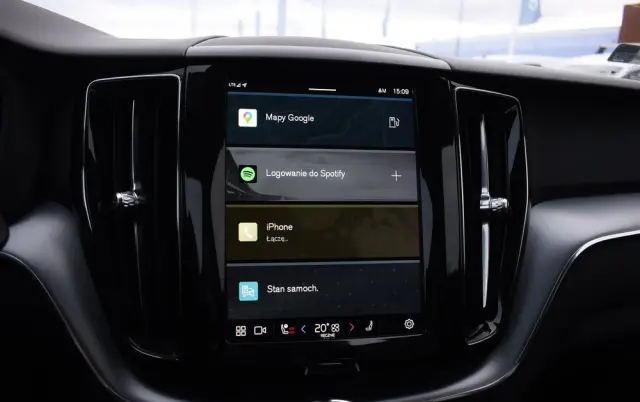 VOLVO XC 60 D4 SCR AWD Momentum