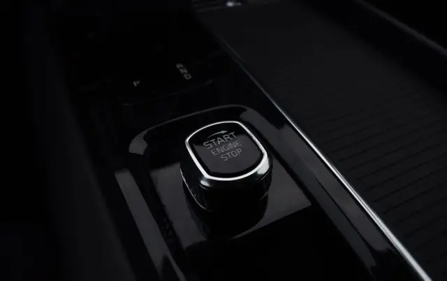 VOLVO XC 60 D4 SCR AWD Momentum