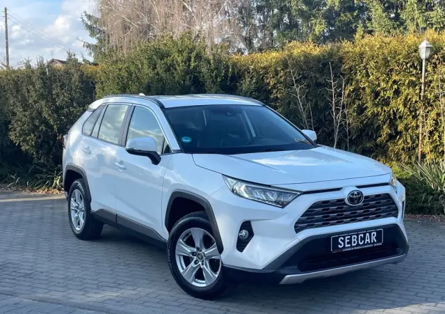 TOYOTA RAV4 
