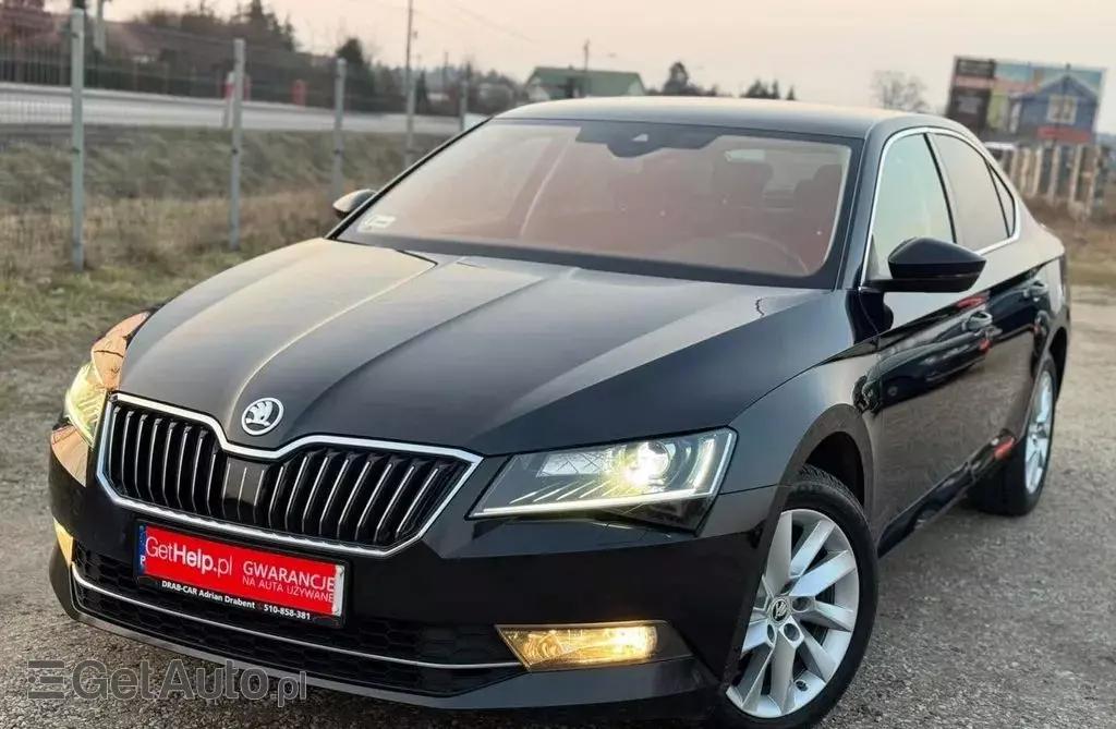 SKODA Superb 