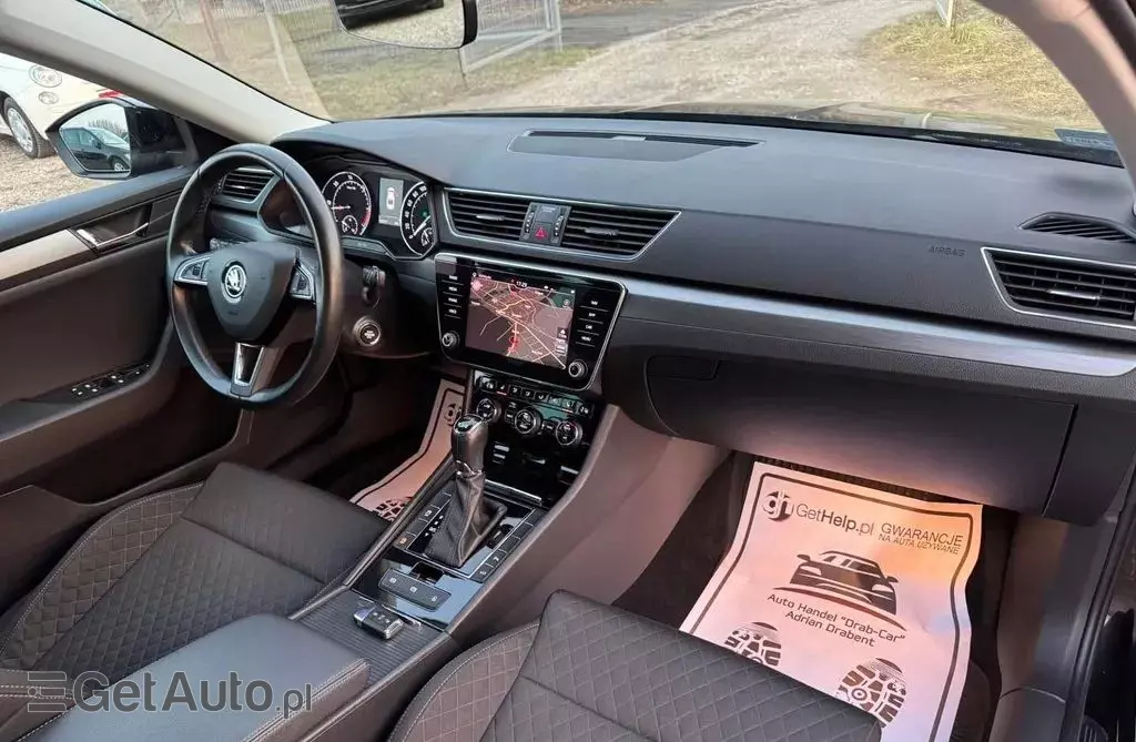 SKODA Superb 