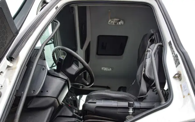 MERCEDES-BENZ AROCS 3243 / 8x4 / EURO 6 / WYWROTKA / MELLER KIPPER / HYDROBURTA / AUTOMAT / SERWISOWANY / SPROWADZONY 