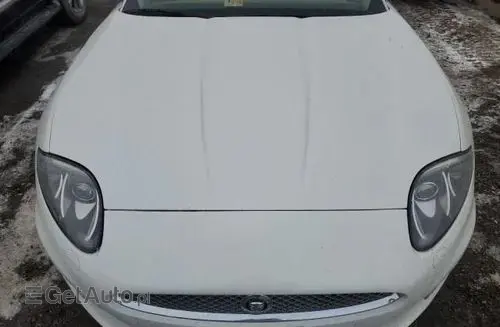 JAGUAR XK 