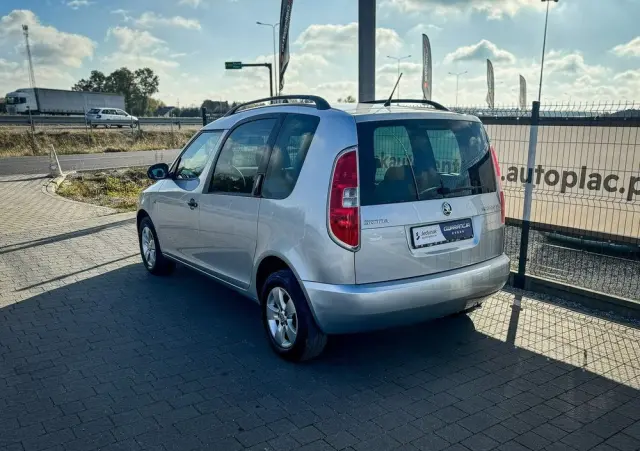SKODA Roomster 