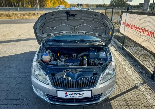 SKODA Roomster 