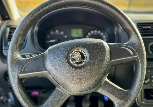 SKODA Roomster 