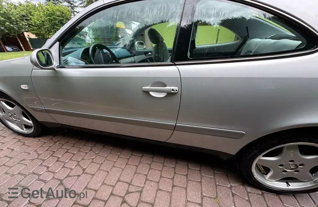 MERCEDES-BENZ CLK 