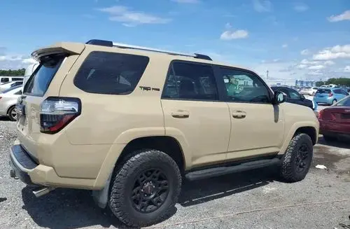 TOYOTA 4 Runner 