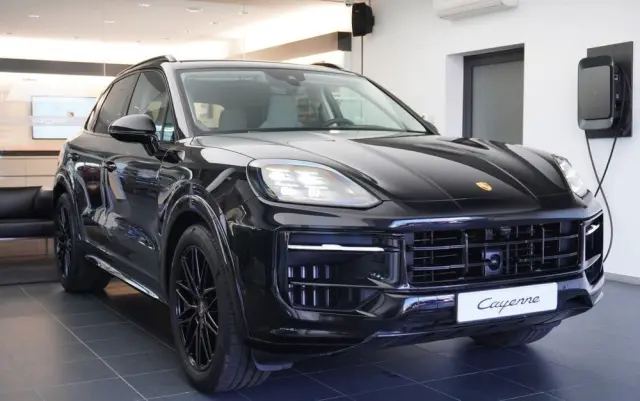 PORSCHE Cayenne S