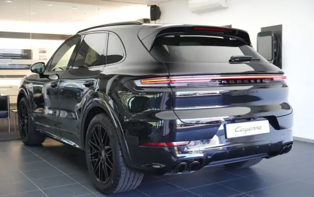 PORSCHE Cayenne S