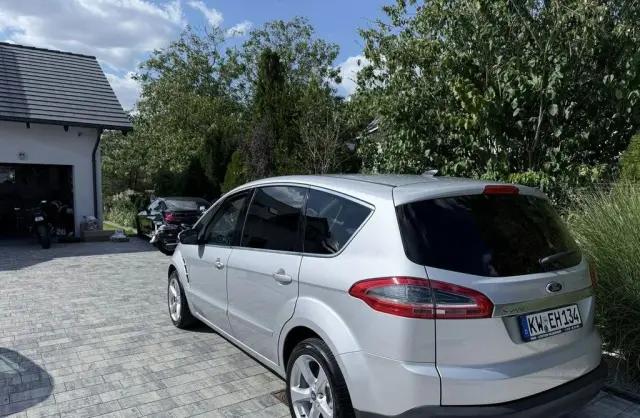 FORD S-MAX 