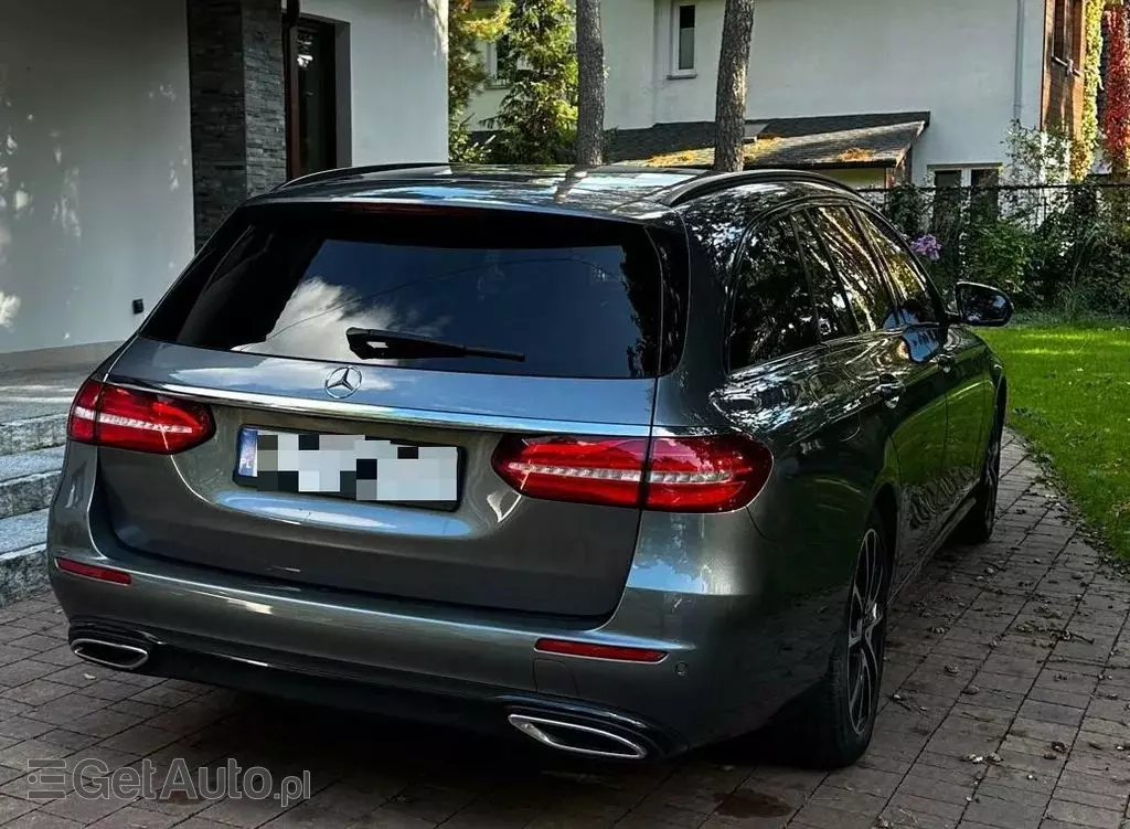 MERCEDES-BENZ Klasa E 