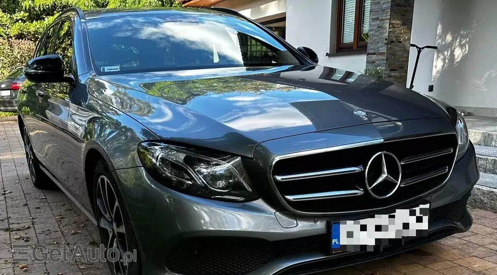 MERCEDES-BENZ Klasa E 